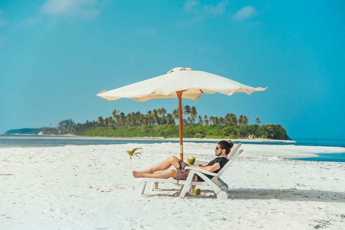 Reveries Maldives Gan  Extérieur photo